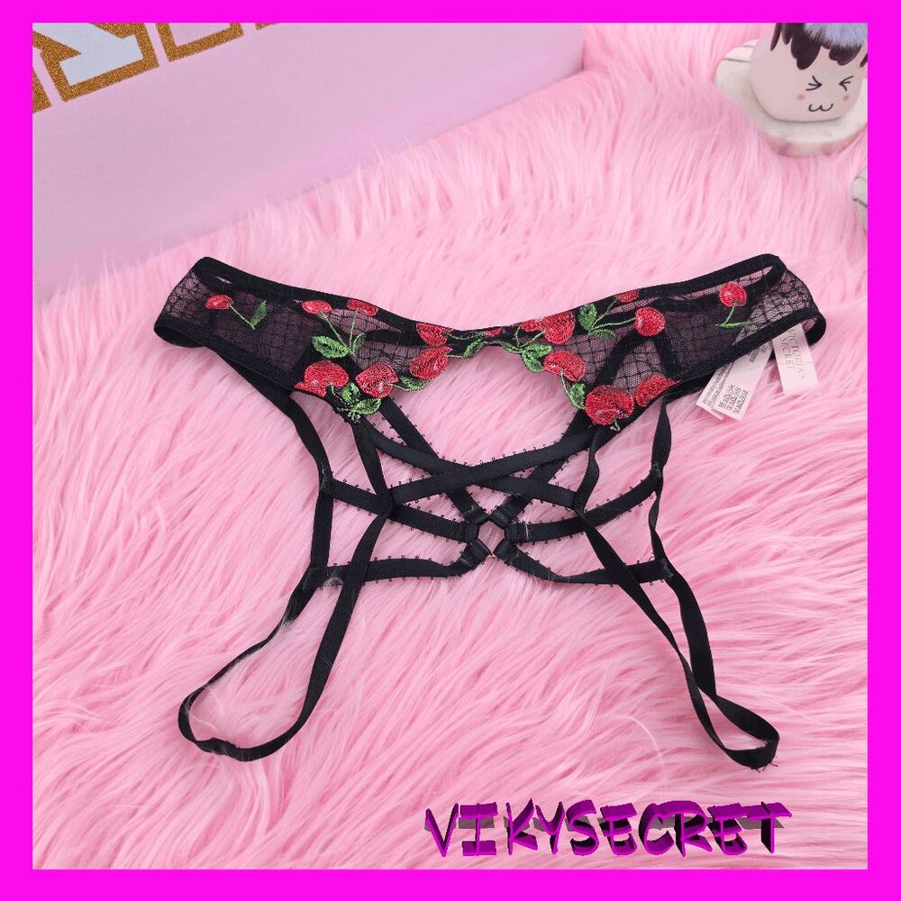 NWT 💕 Victoria's Secret Very Sexy Strappy Black Cheeky Panty Small #7397 💕